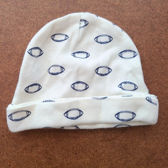 ♡ 5/$20 - HB Boy's White Football Print Beanie Hat 0-6 mo. - Picture 1 of 4